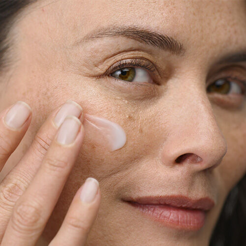 AntiAging Skincare for Menopausal Skin Vichy Laboratoires